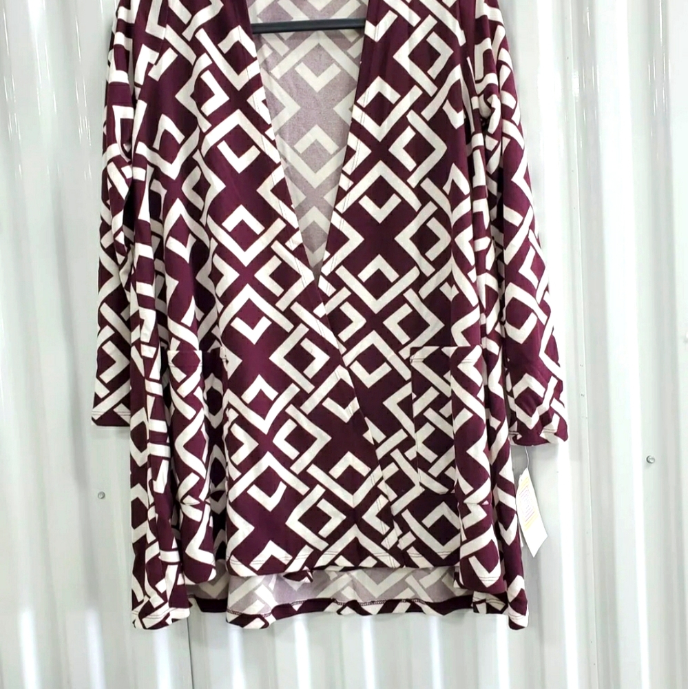 Lularoe Caroline